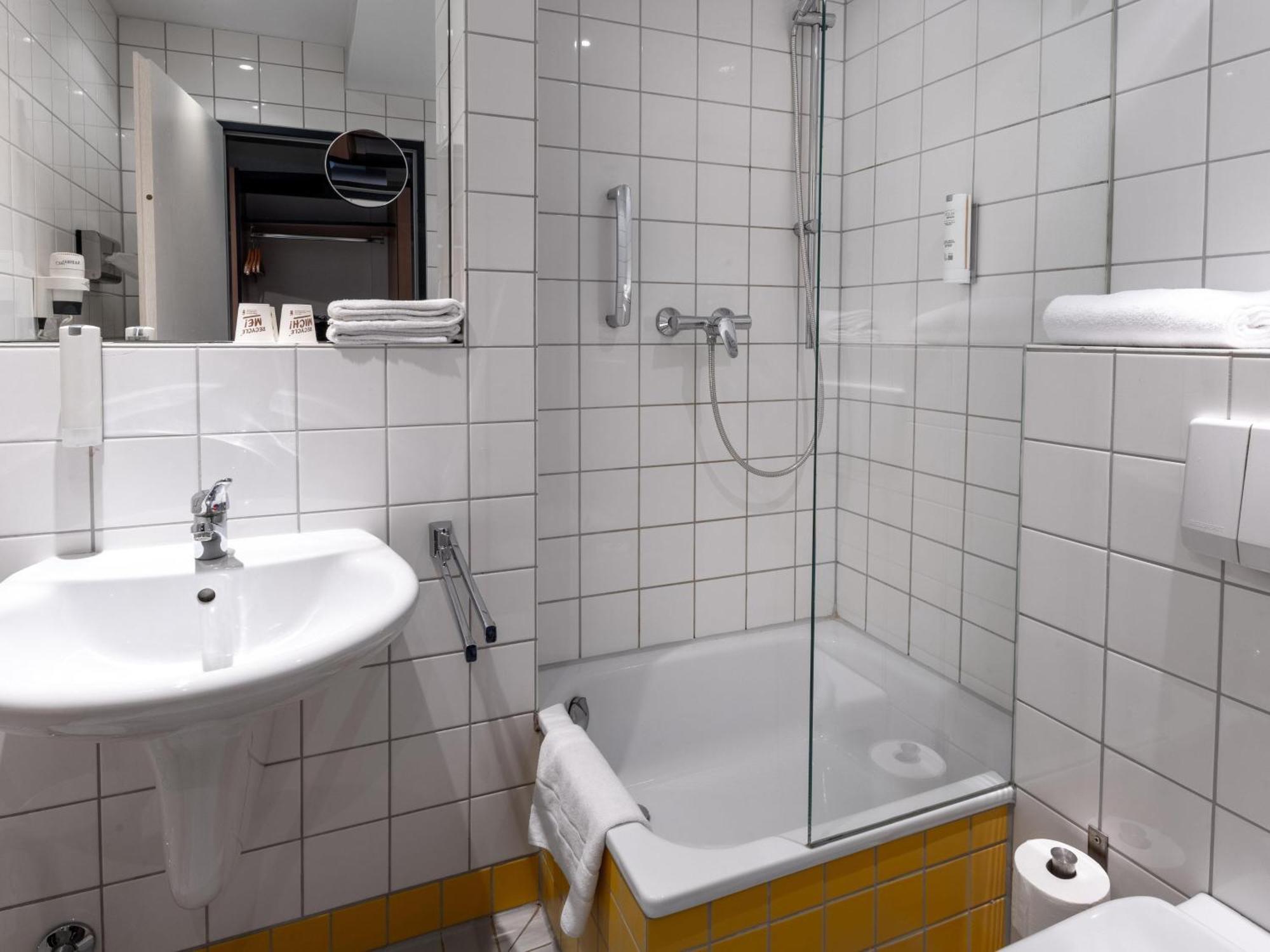 B&B Hotel Eschweiler Buitenkant foto
